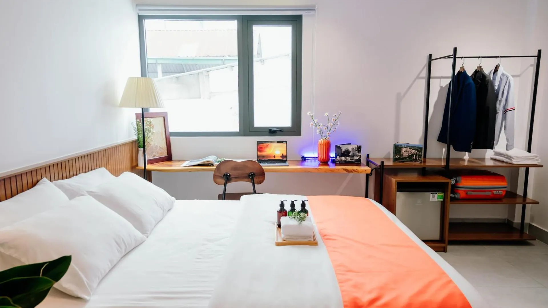***  Urban Hotel 胡志明市 越南