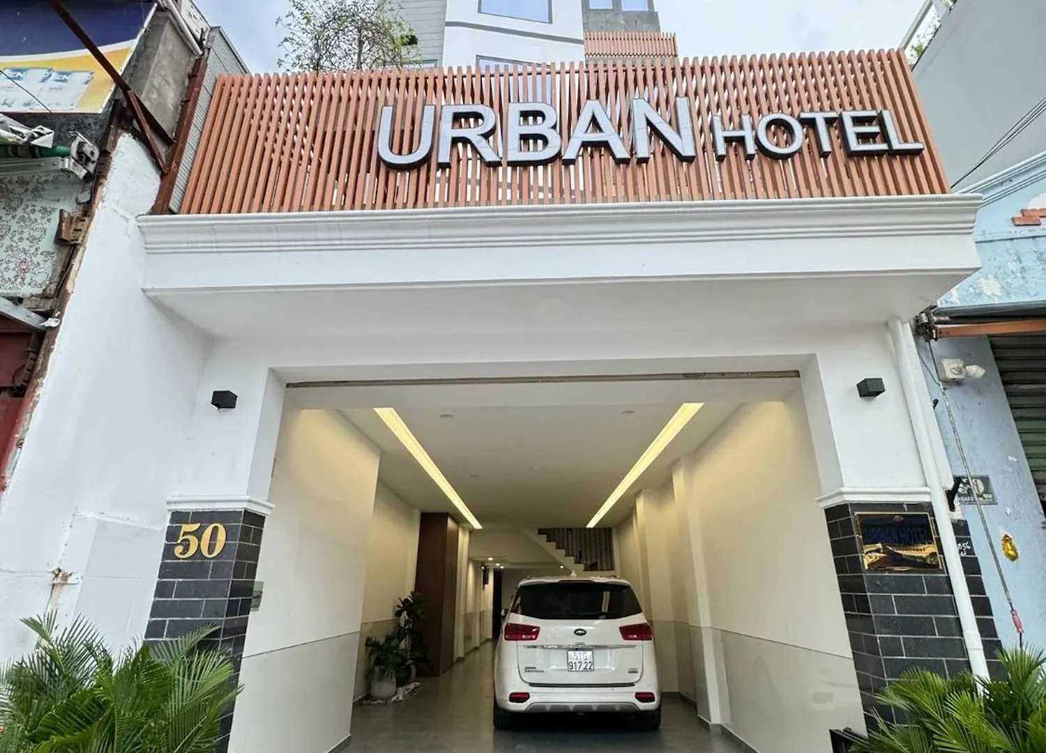Urban Hotel 胡志明市 3*,